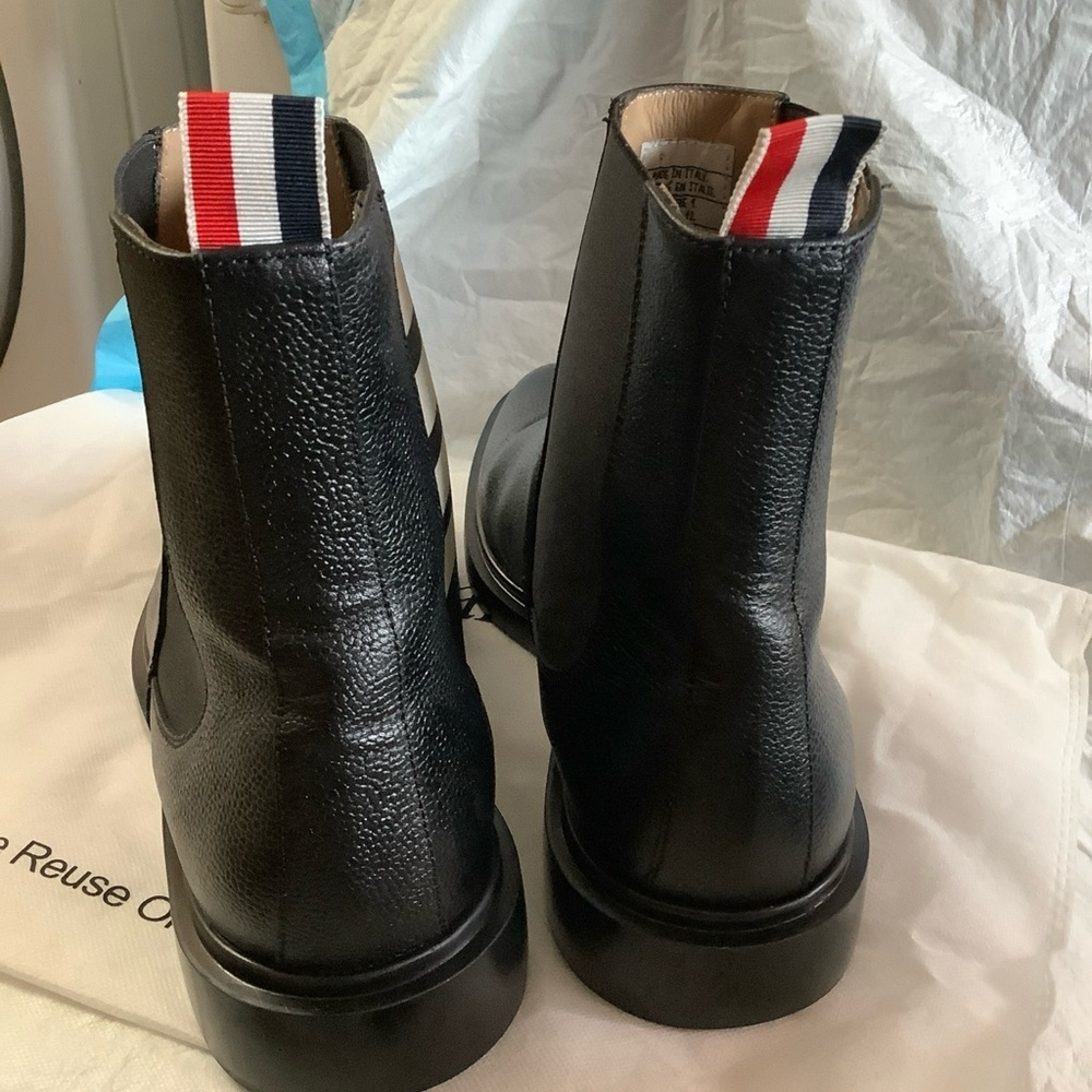 Thom Browne 4-Bar Grained Leather Chelsea Boots in Black Men’s Sz. EU-42/US-9​ - Picture 9 of 15